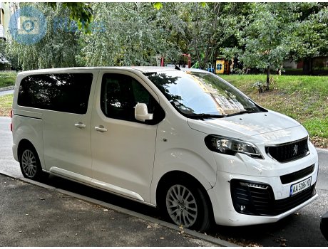 AA 5286 YD, Peugeot Traveller