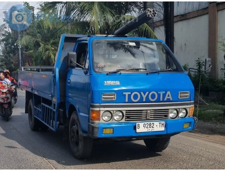 B 9282 TH, Toyota Dyna