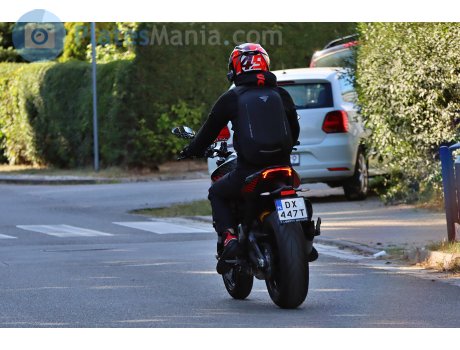 DX 447T, Ducati Monster