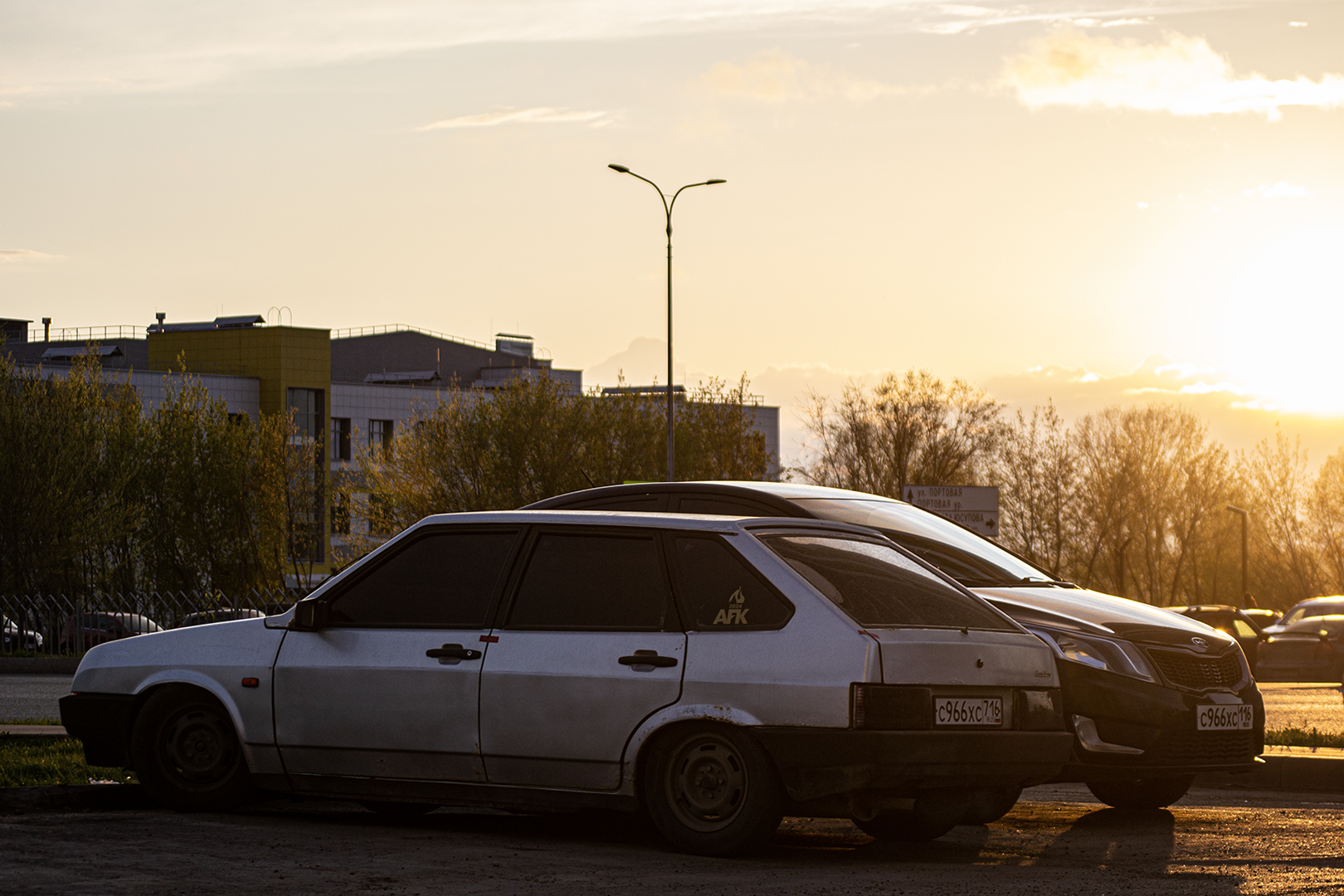 с 966 хс 716, Lada (VAZ) 2109 2109 Спутник (Samara/Forma/Sputnik), 1987–2004 (–2011 for others)