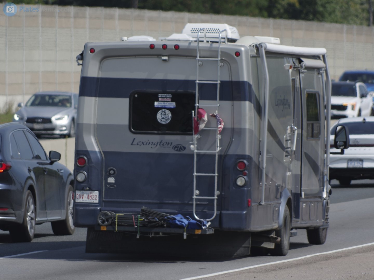 CVV-4822, Forest River Lexington 