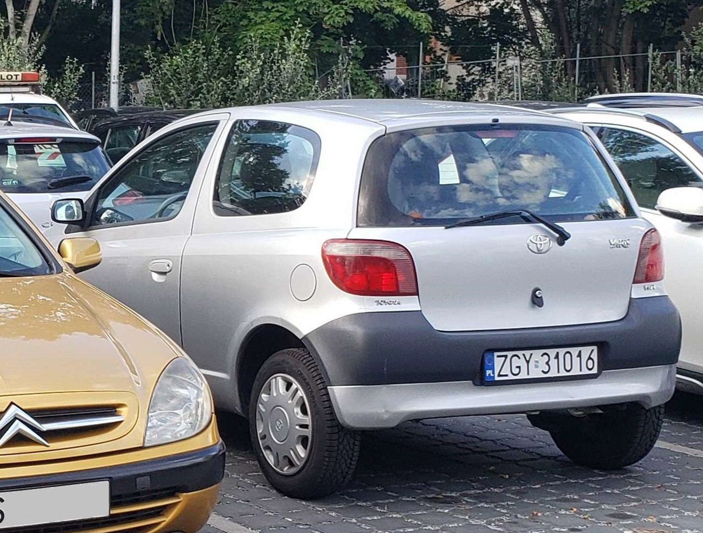 ZGY 31016, Toyota Yaris 1st gen 3-door Hatch (XP10), 1999–2005