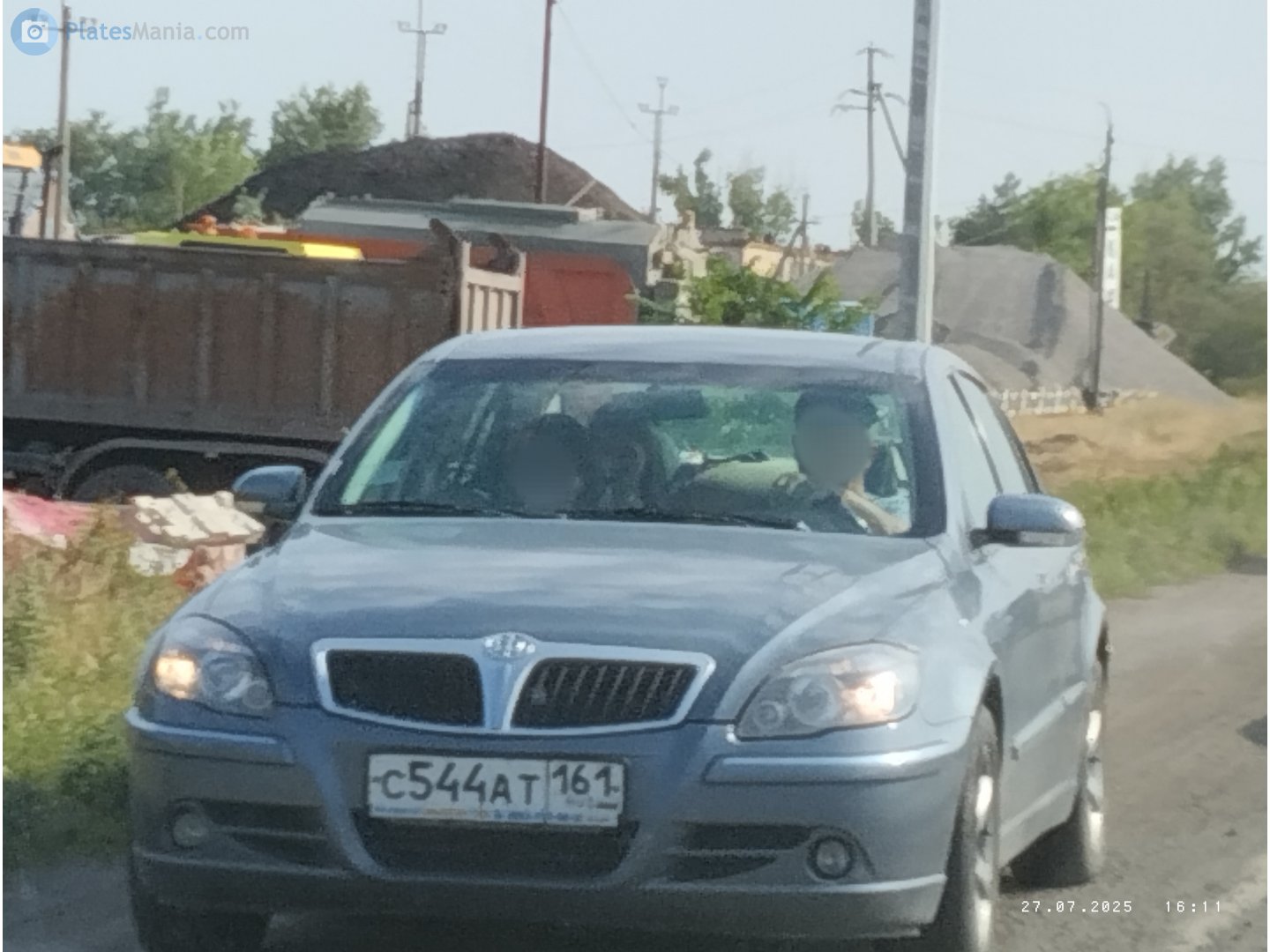 с 544 ат 161, Brilliance (Huachen Zhonghua) M2 1st gen (M2), 2006–2014