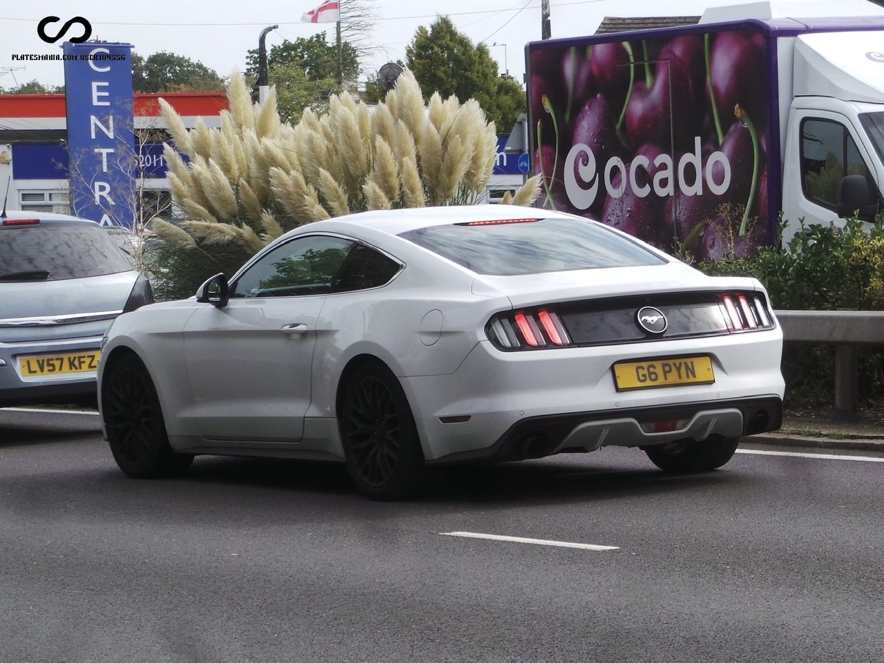 G6PYN, Ford Mustang 6th gen 2-door Coupé (S550), 2014–2017