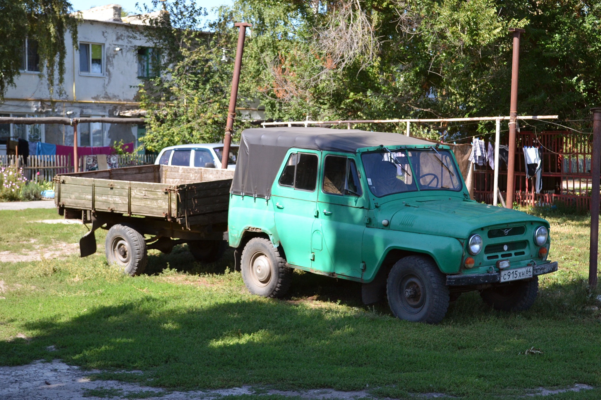с 915 хн 64, UAZ 469/3151 3151/31512, 1985–
