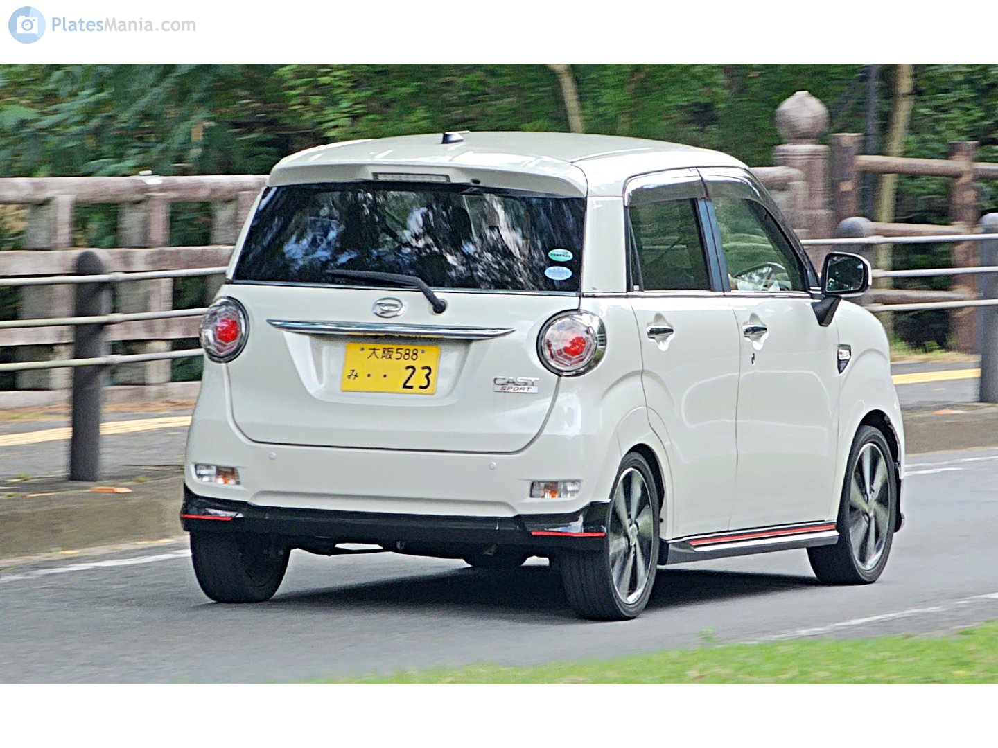 大阪 588 み 23, Daihatsu Cast 1st gen Sport (LA250), 2015–2020