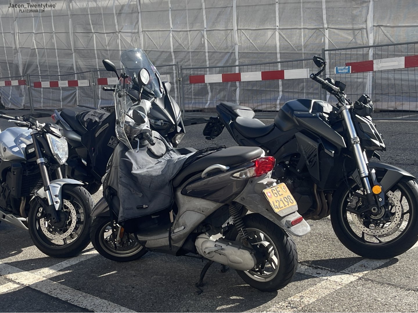 GE 42198, Yamaha Neo's 