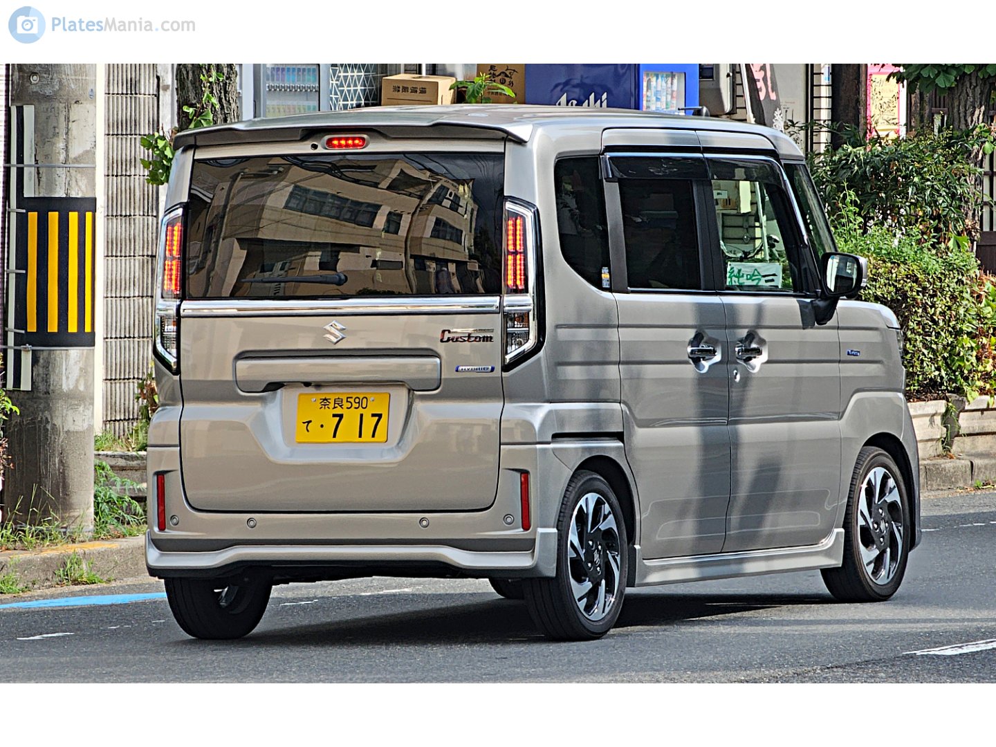 奈良 590 て 717, Suzuki Spacia 3rd gen Custom (MK54S/94S), 2023–