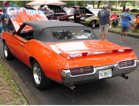 RUJ Q70, Pontiac GTO