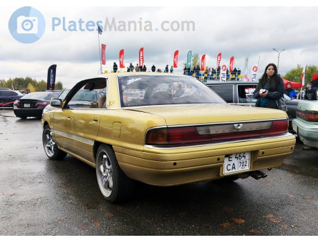 е464са702, Mazda Persona