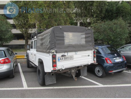 AA 0005 EX, Land Rover Defender