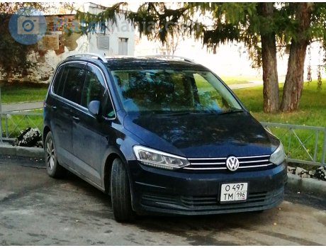 о497тм196, Volkswagen Golf Touran