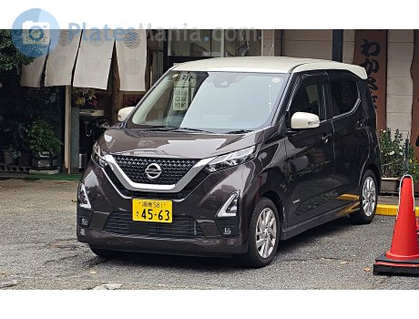 湘南 581 さ 4563, Nissan DAYZ