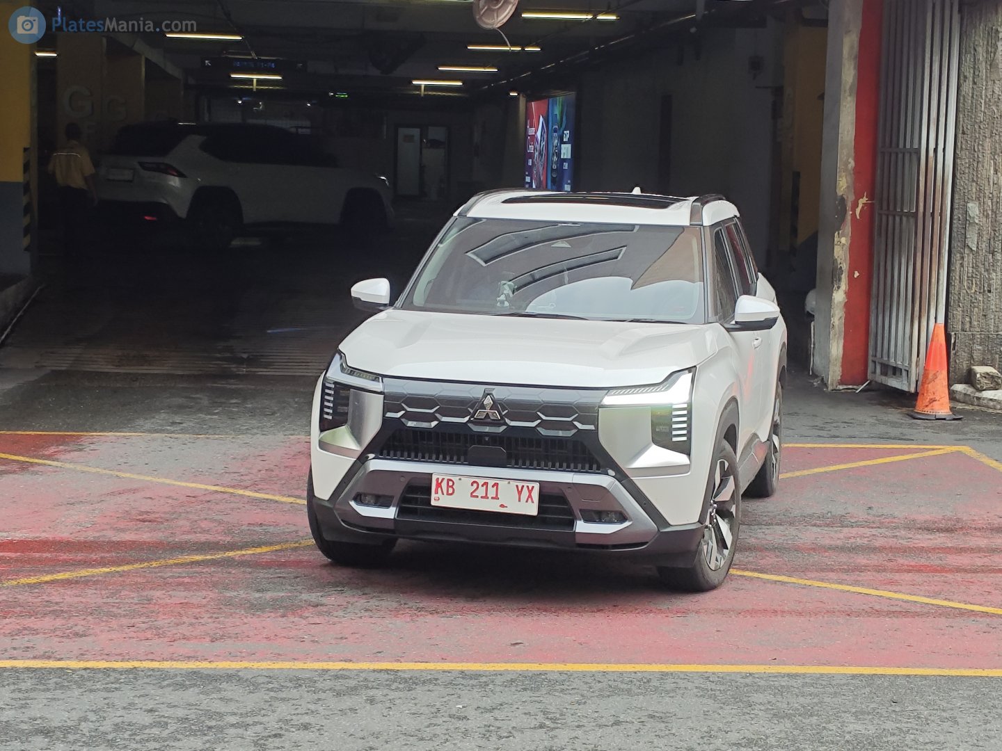 KB 211 YX, Mitsubishi Destinator 