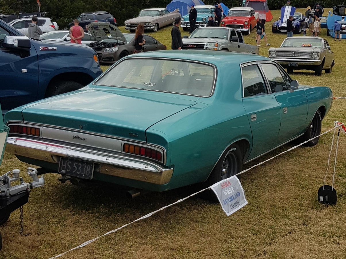HS5338, Chrysler Valiant 
