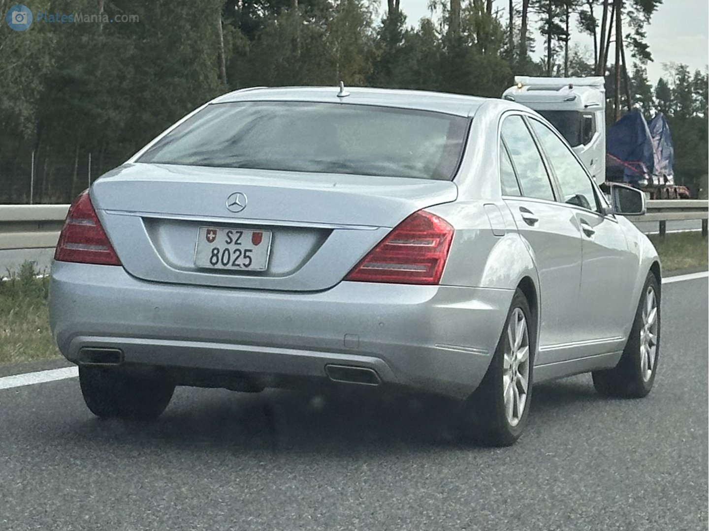 SZ 8025, Mercedes-Benz S-Klasse 7th gen (W221/V221), 2005–2013