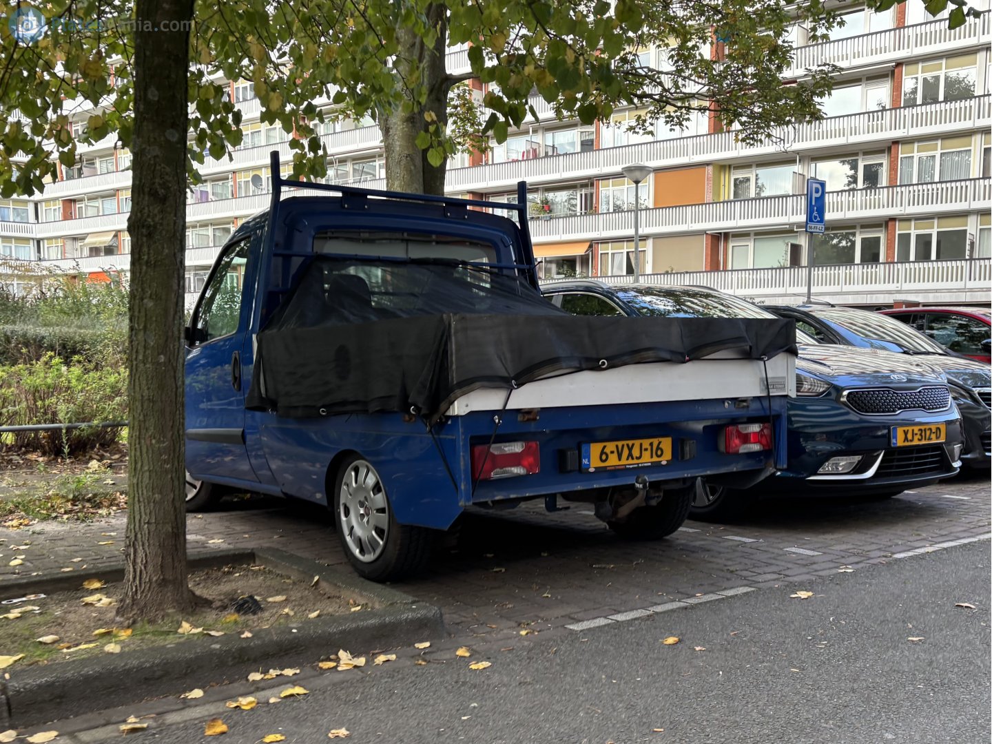 6-VXJ-16, FIAT Doblò 2nd gen Work Up (263), 2011–2015