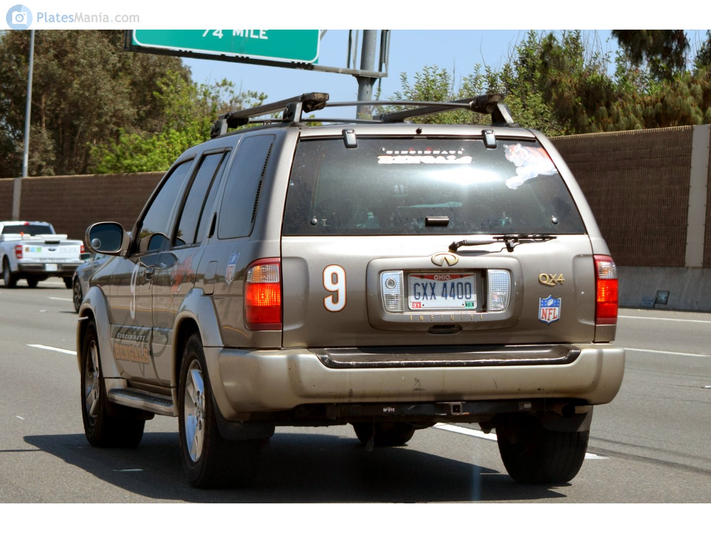 GXX 4400, Infiniti QX4 1st gen (JR50), facelift, 2000–2003