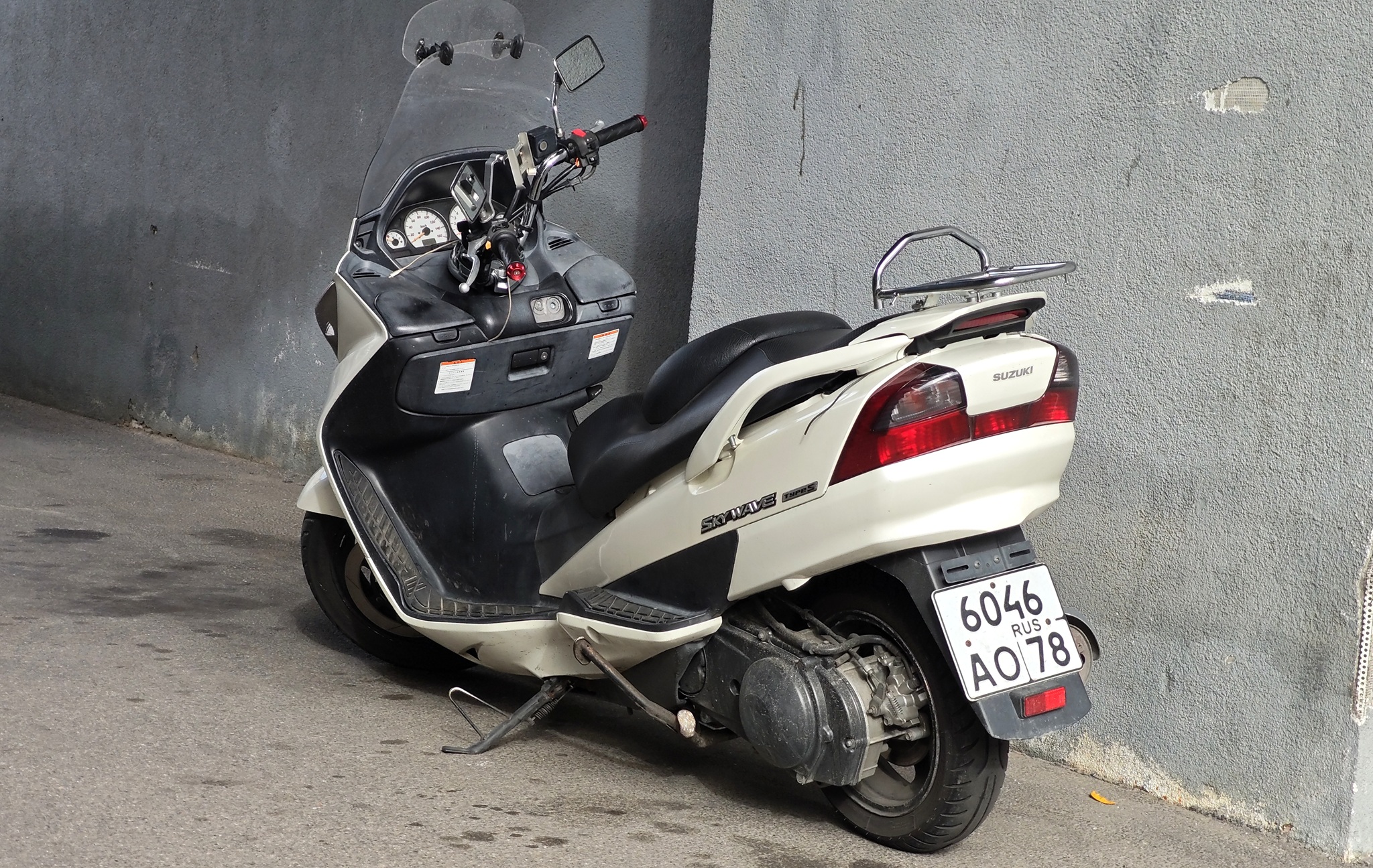 6046 ао 78, Suzuki Burgman / Skywave 2nd gen 400/250, 2003–2006