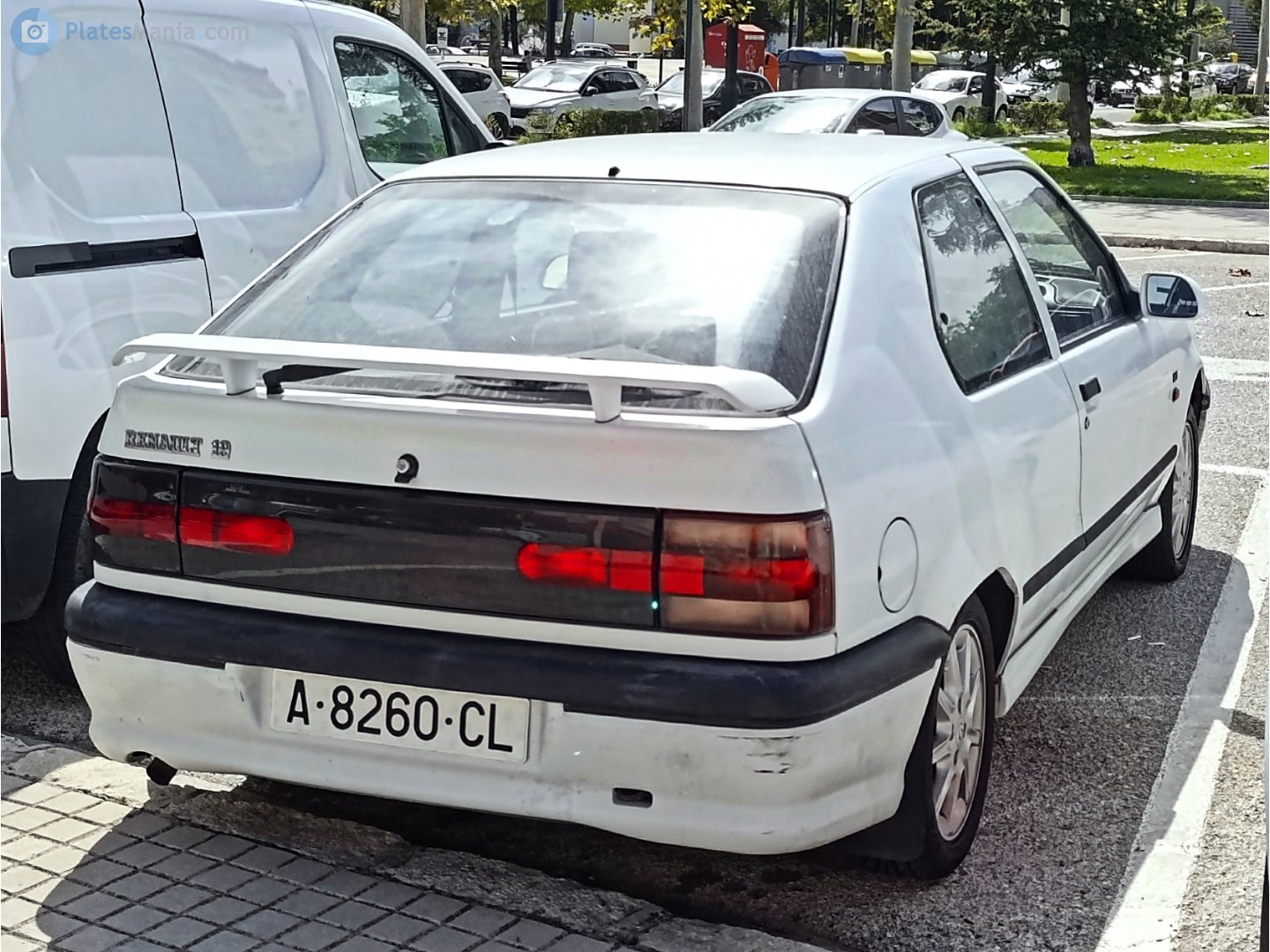 A 8260 CL, Renault 19 1st gen 3-door Hatch (B53), facelift, 1992–1995 (–1997 for LATAM-market)