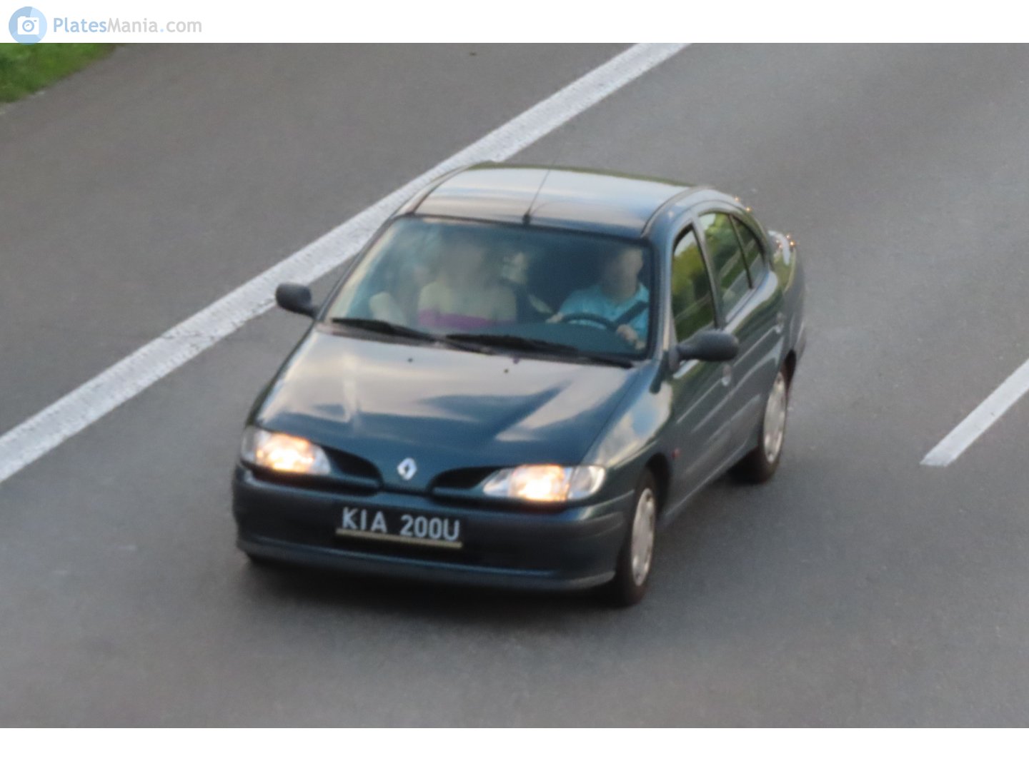 KIA 200U, Renault Mégane 1st gen Classic Sedan (L64), 1996–1999