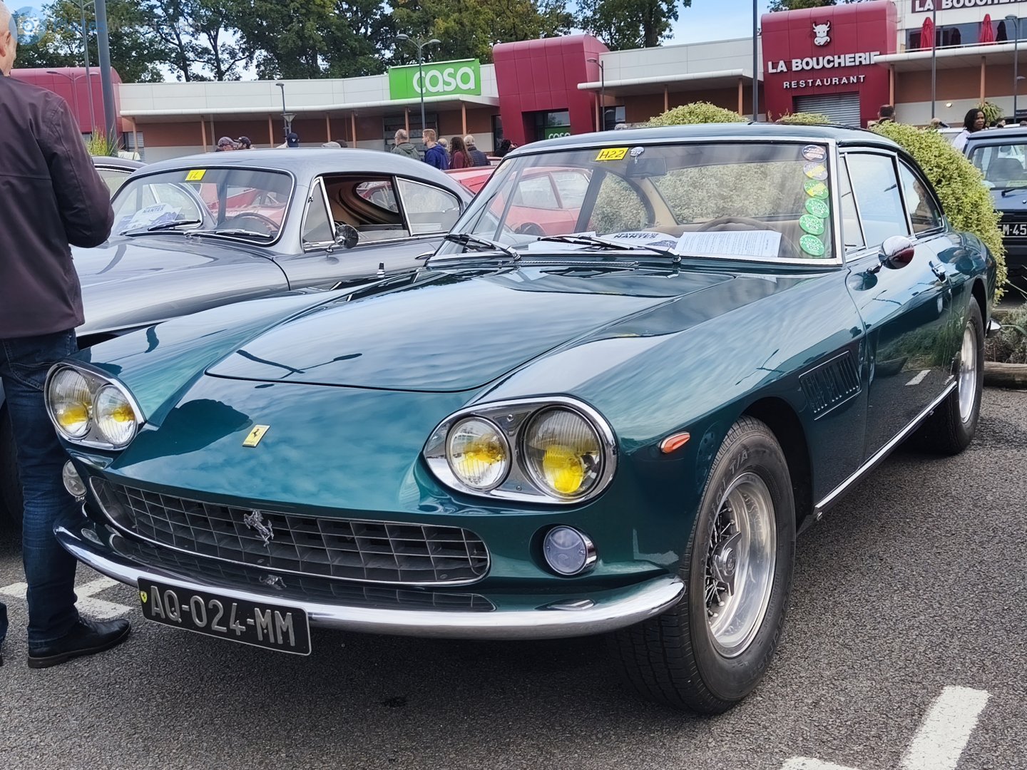 AQ-024-MM, Ferrari 330 330 GT 2+2 (1964–1967)
