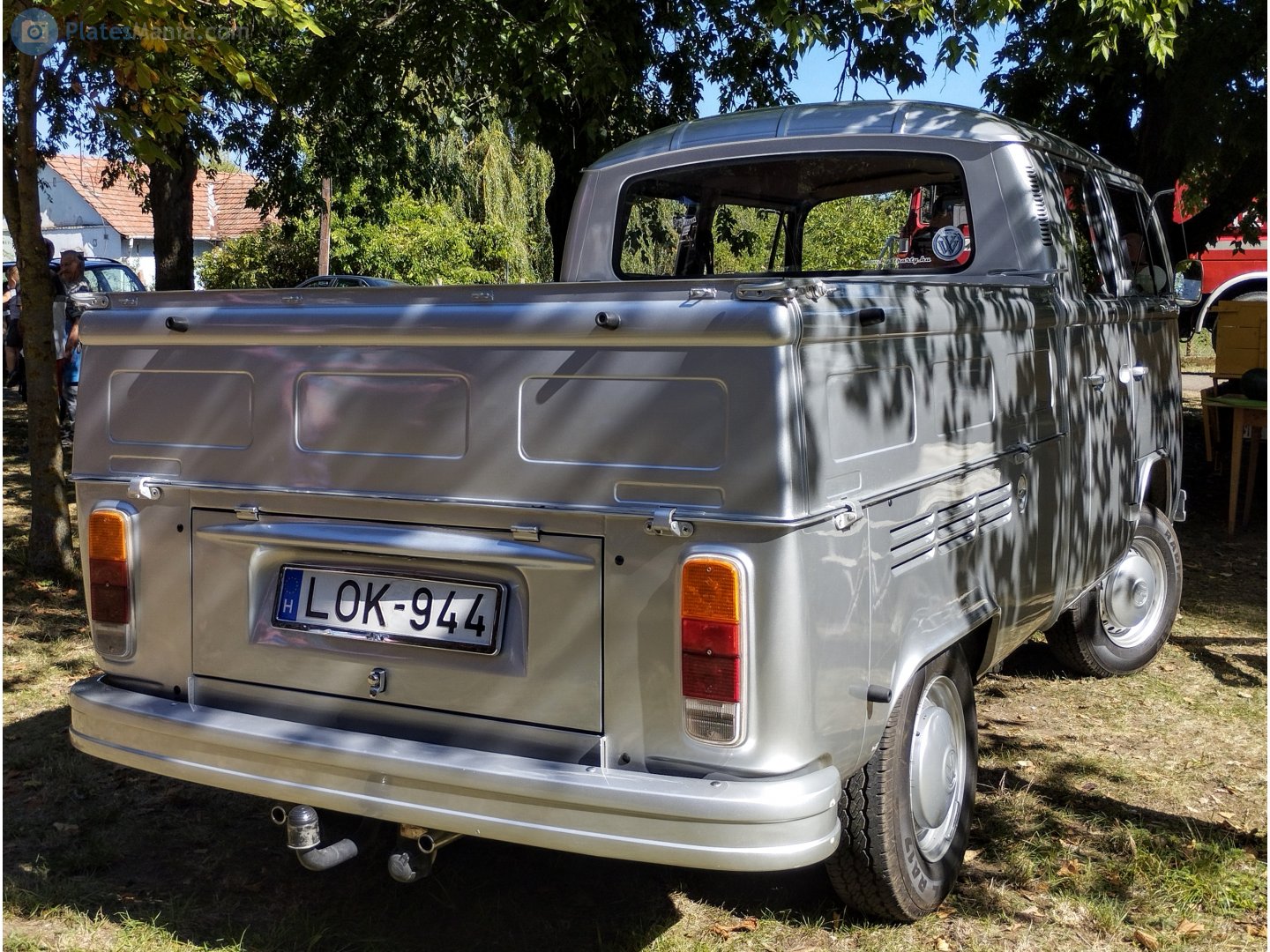 LOK-944, Volkswagen Transporter 2nd gen Pickup (T2b), 1st facelift, 1967–1979  (–1982 for BR- and MX-market)