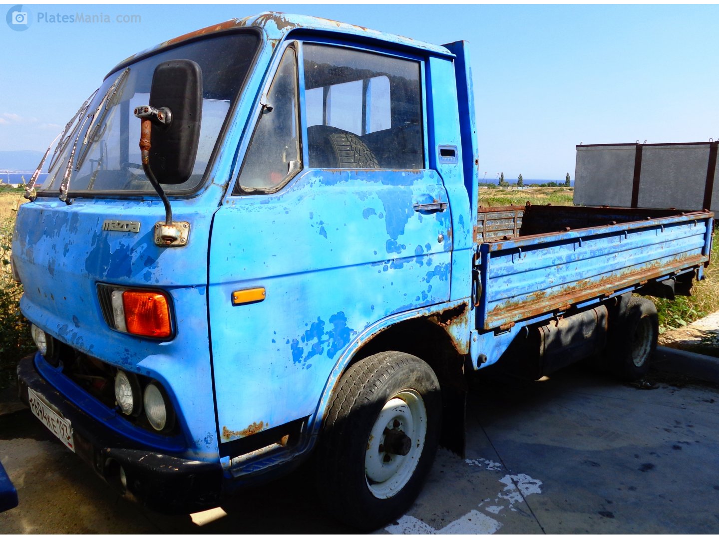 р 694 ке 193, Mazda Titan 1st gen, 1971–1980