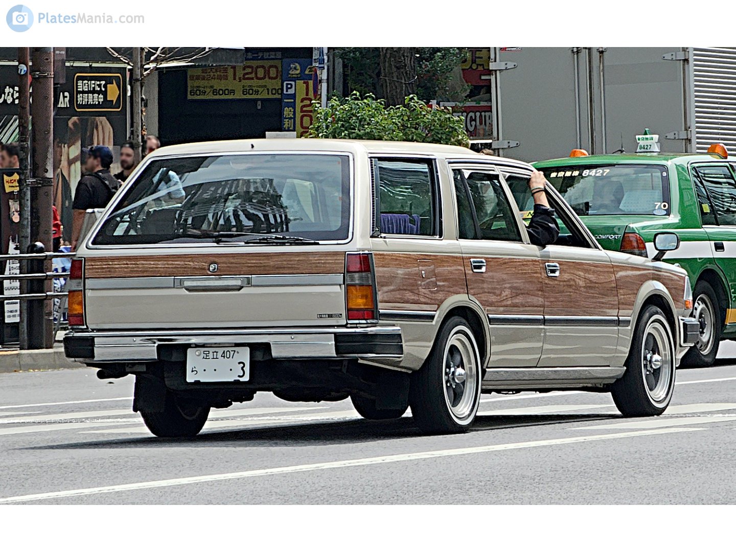 足立 407 ら 3, Nissan Cedric 6th gen Wagon (Y30), 1983–1999