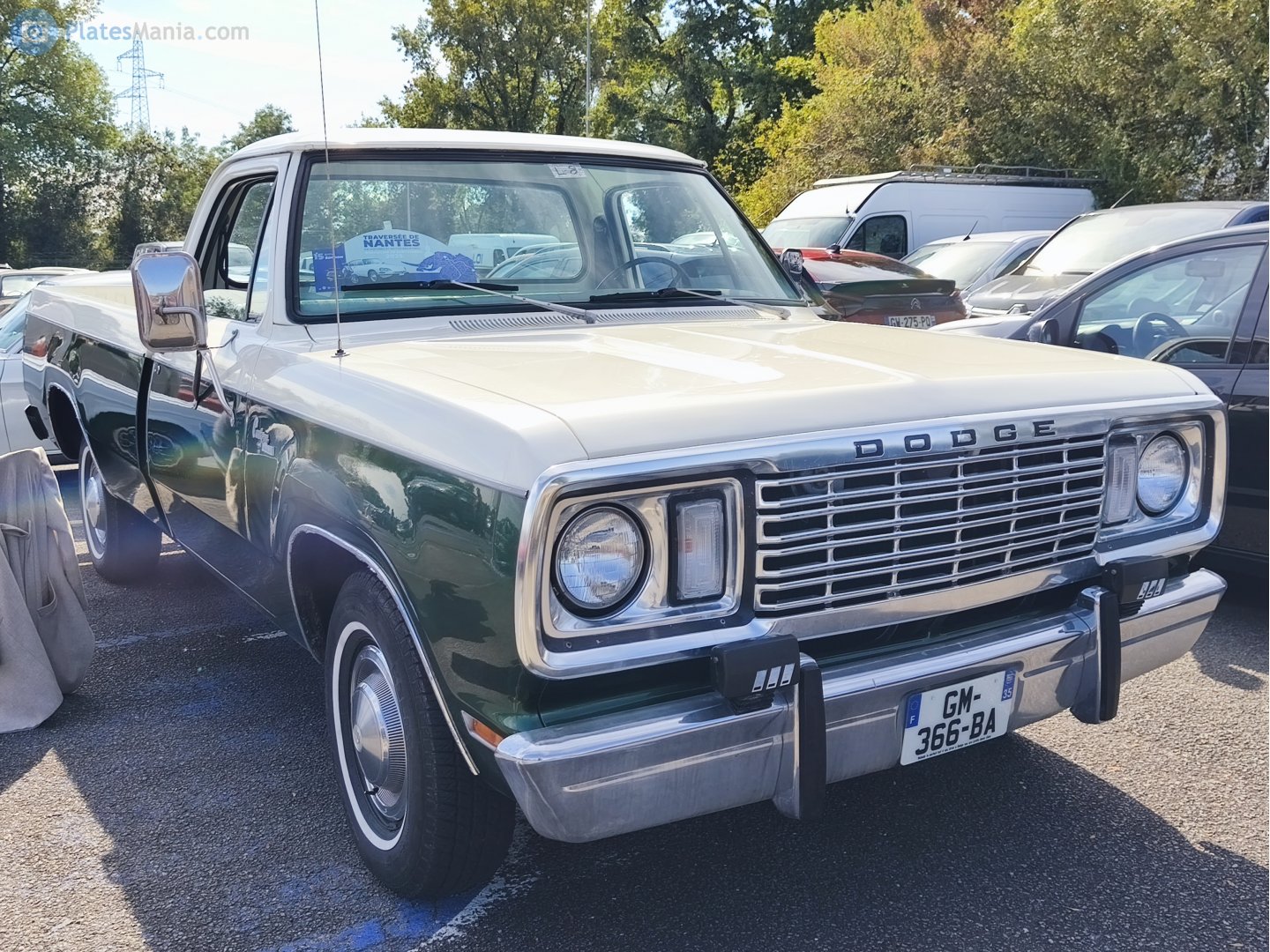 GM-366-BA, Dodge D-Series 3rd gen, 1971–1980