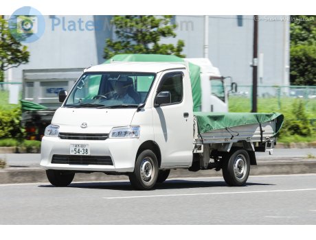 練馬 400 の 5438, Mazda Bongo
