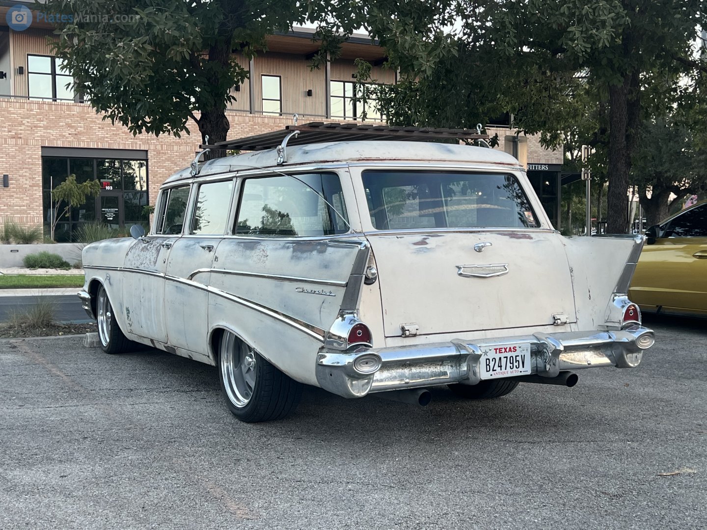 B24795V, Chevrolet Bel Air 2nd gen 1957 4-door Hardtop (2413; A-body), 2nd facelift, 1956–1957