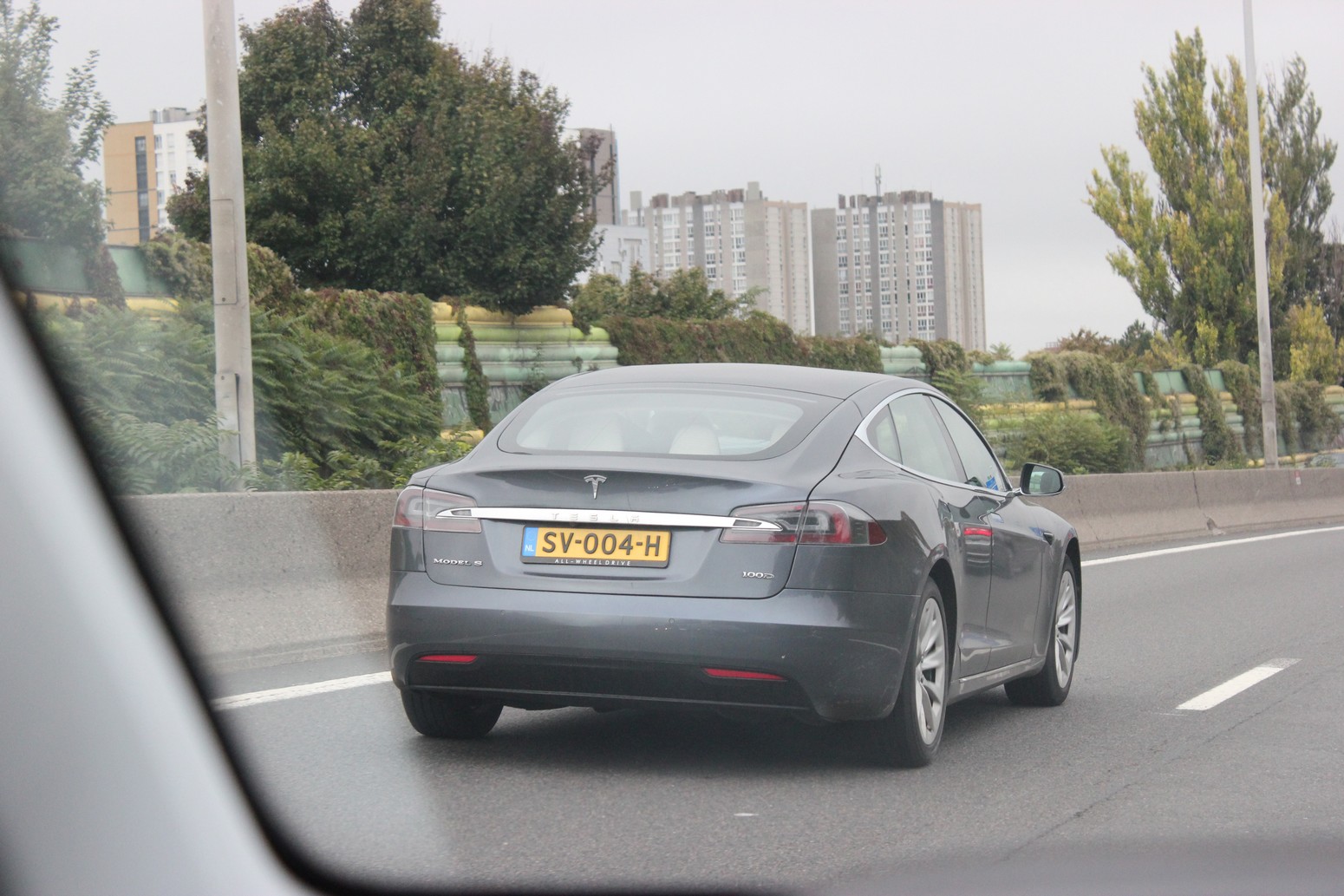 SV-004-H, Tesla Model S 1st gen (5YJS), 2012–