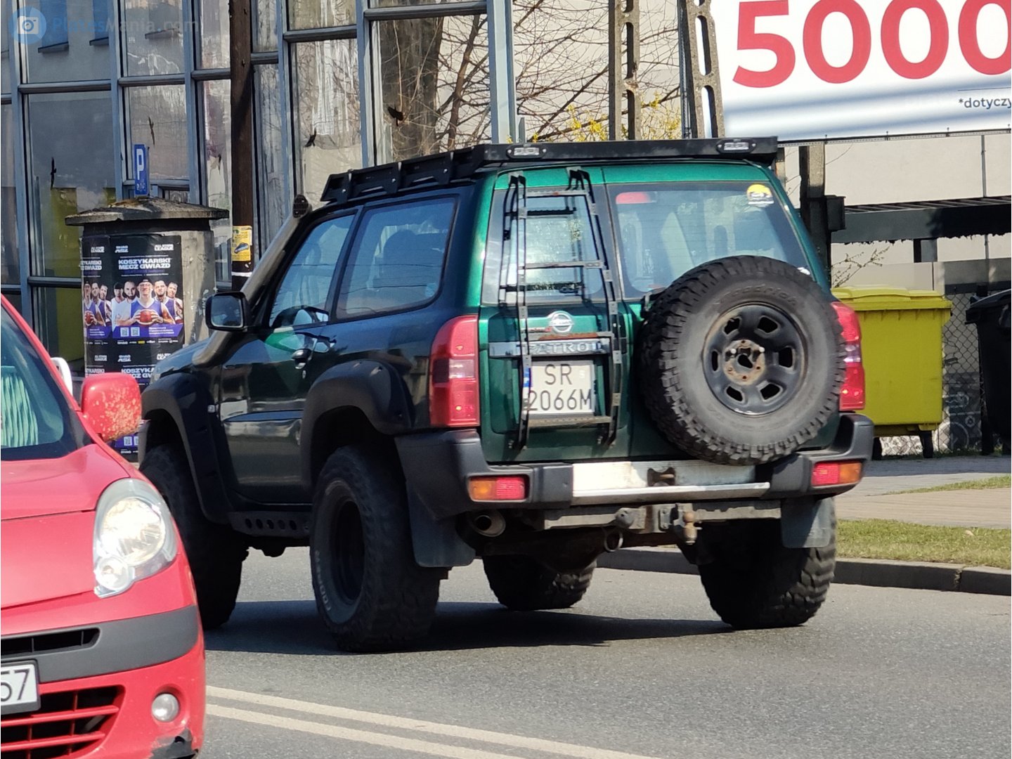 SR 2066M, Nissan Patrol 5th gen 3-door SUV (Y61), facelift, 2004–