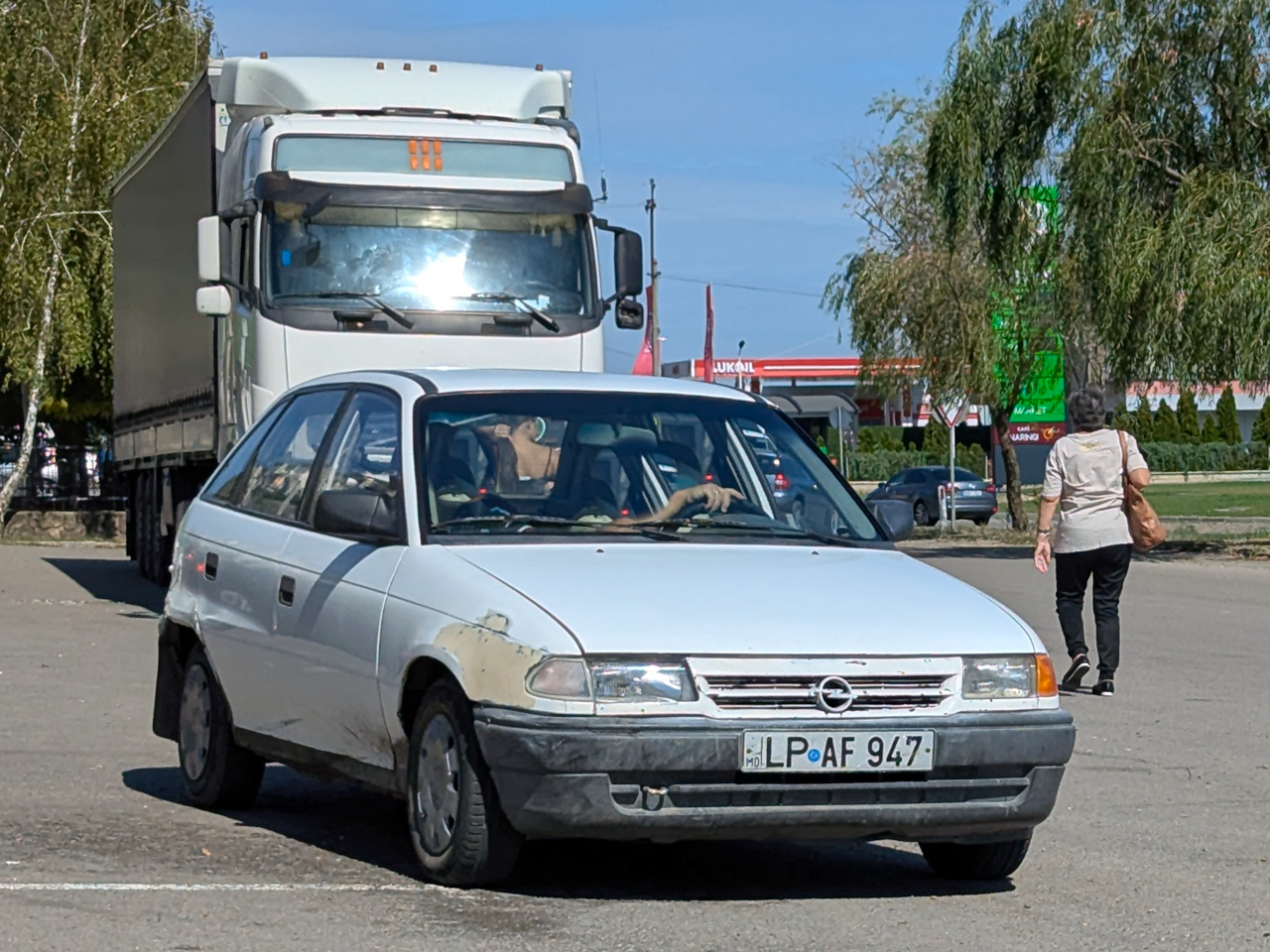 LP AF 947, Opel Astra 1st gen 5-door Hatch (F; T92), 1991–1998 (–2002 for Eastern Europe)