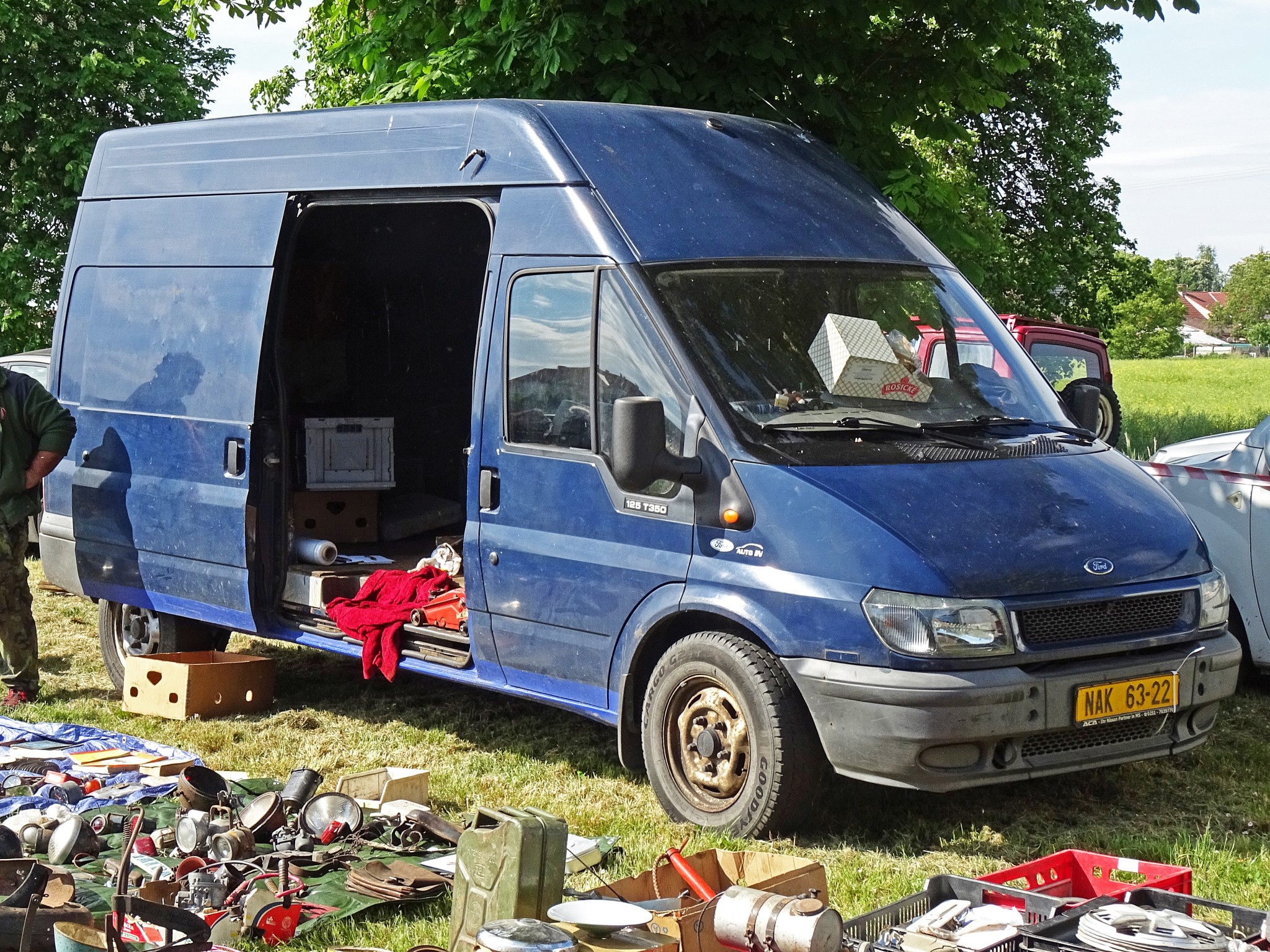 NAK 63-22, Ford Transit 3rd gen Van (V184/V185), 2000–2006