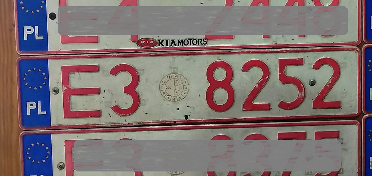 E3 8252, License plate without vehicle 