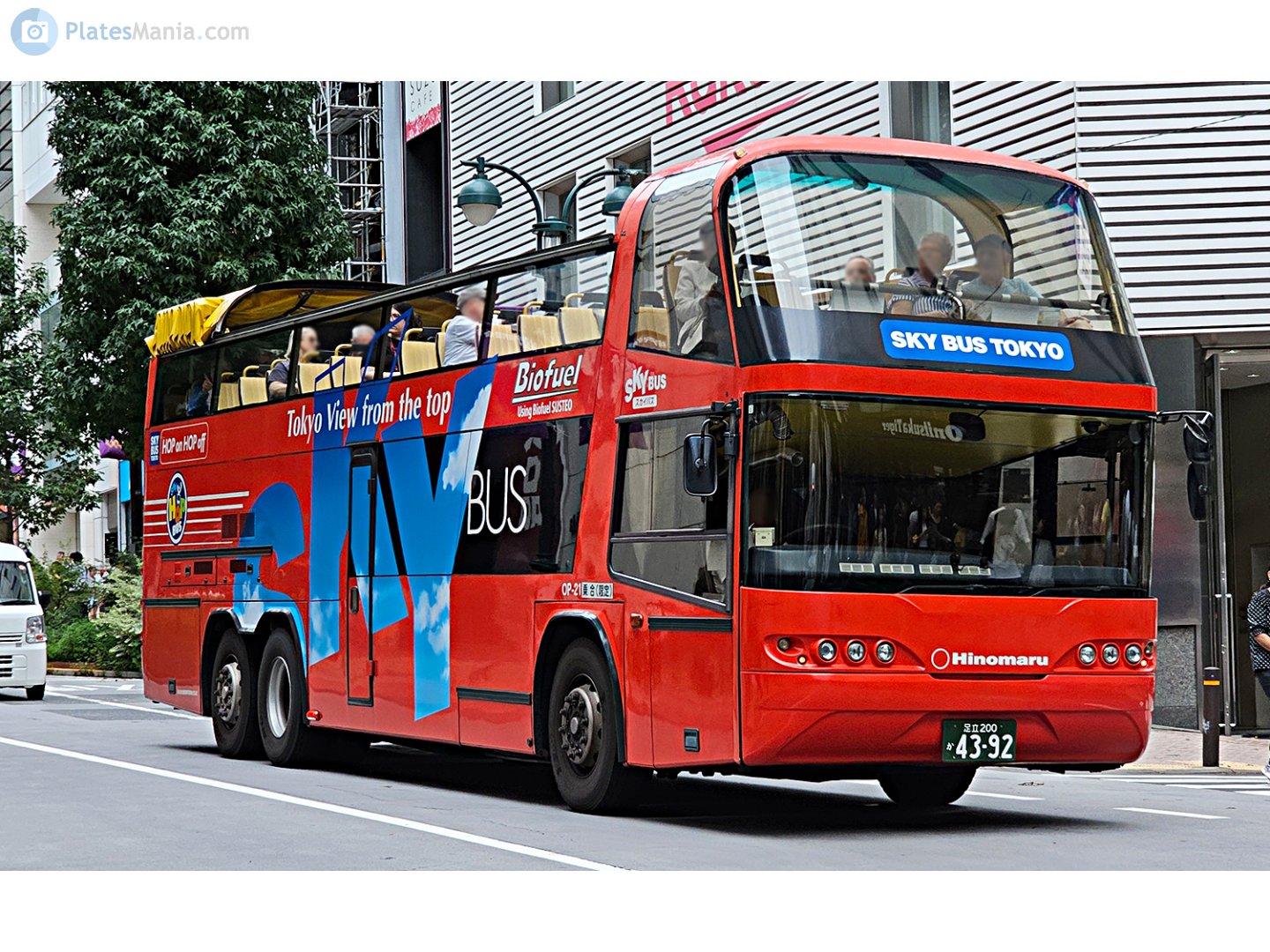 足立 200 か 4392, Neoplan Skyliner 4th gen (N1122/3), 2001–2012