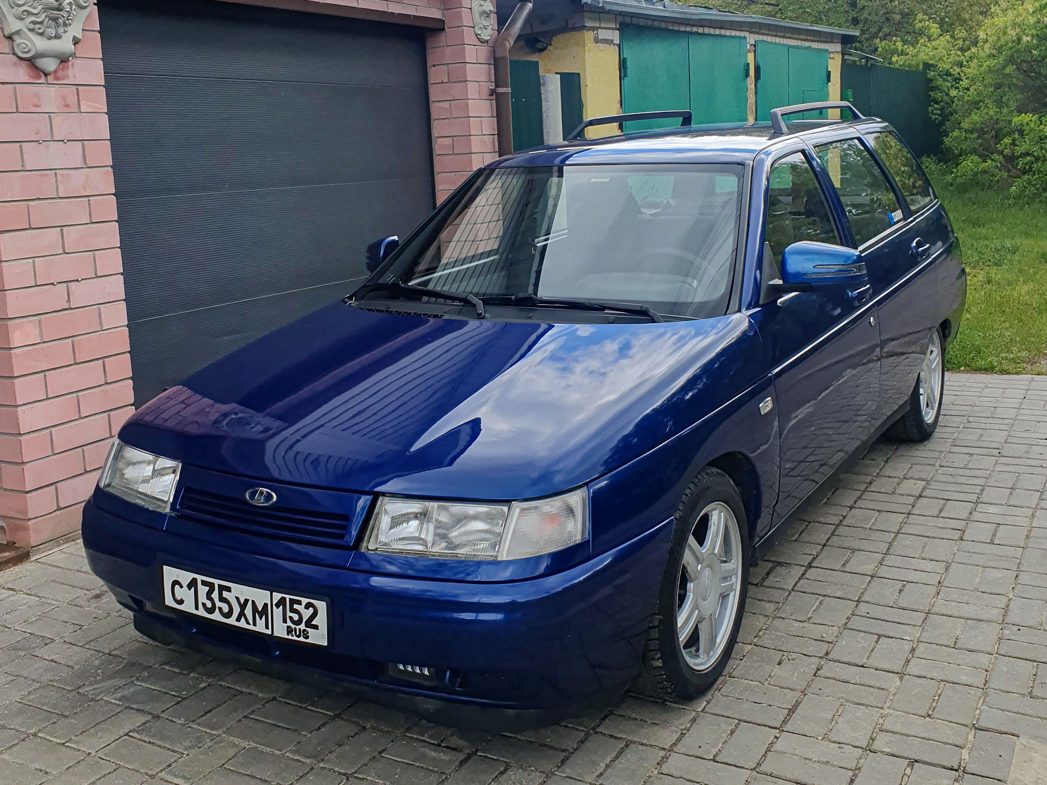 с 135 хм 152, Lada (VAZ) 2111 