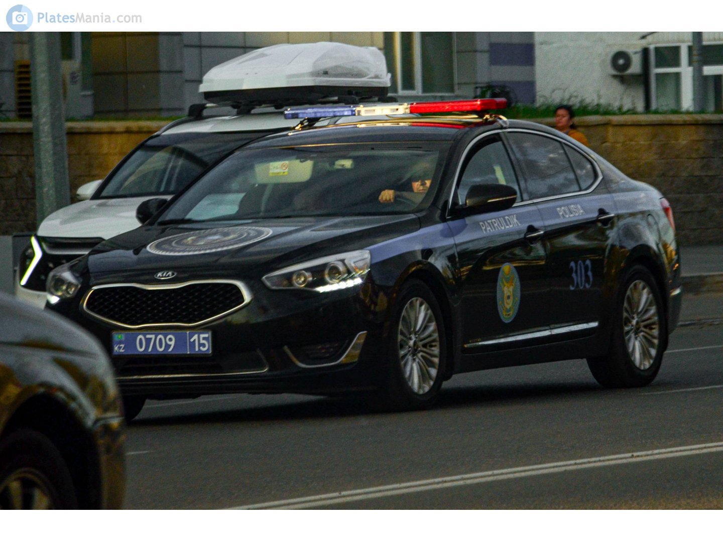 0709 15, Kia Cadenza 1st gen (VG), Facelift, 2013–2016