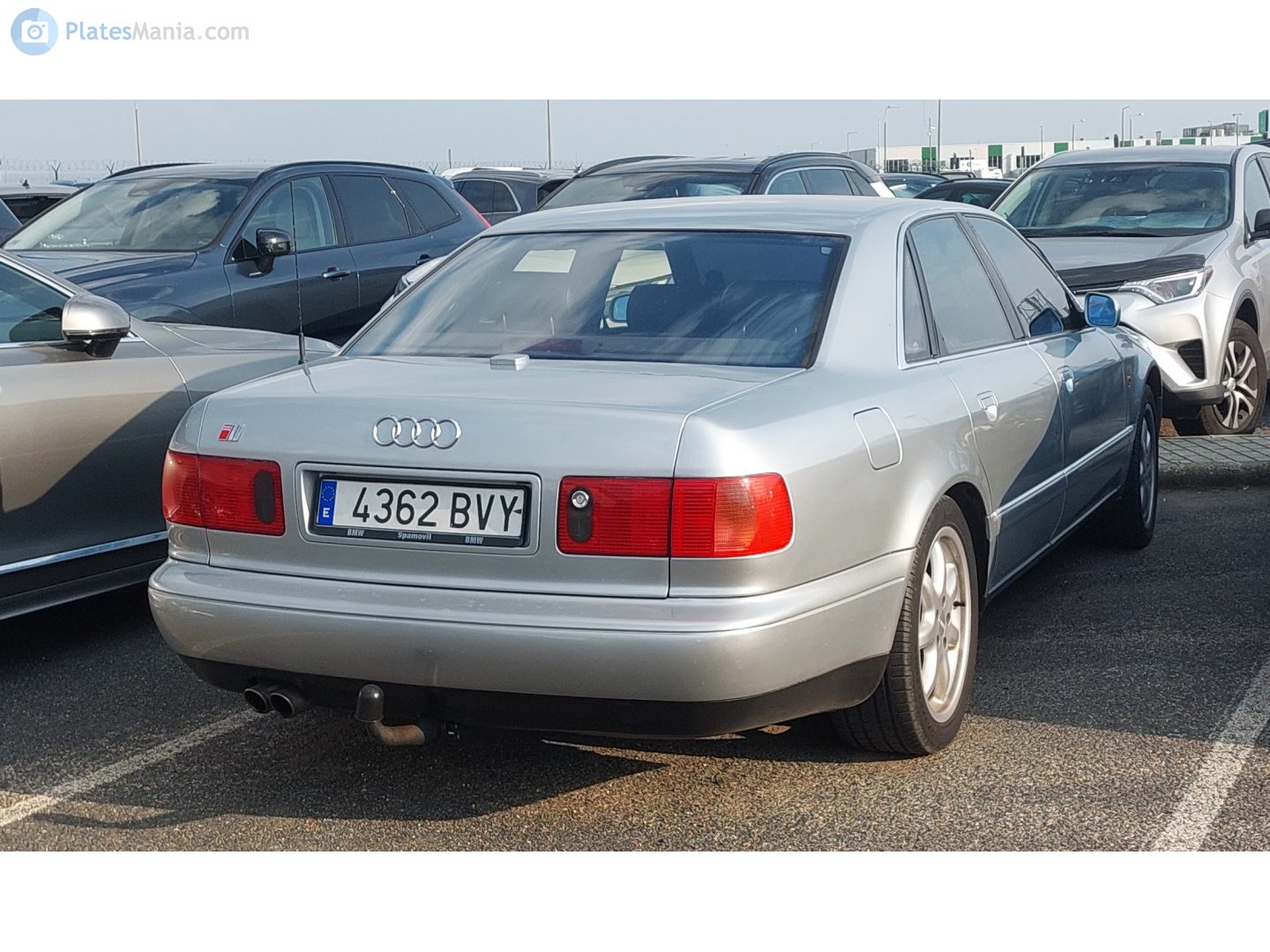 4362 BVY, Audi S8 1st gen (D2/4D2/4D8), 1996–2002