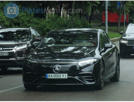 AA 0002 YJ, Mercedes-Benz EQS