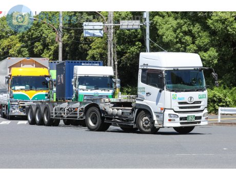 つくば 100 か 3926, Nissan Diesel Quon