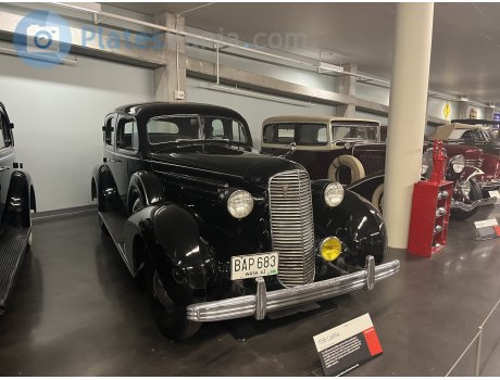 BAP 683, Cadillac Series 60