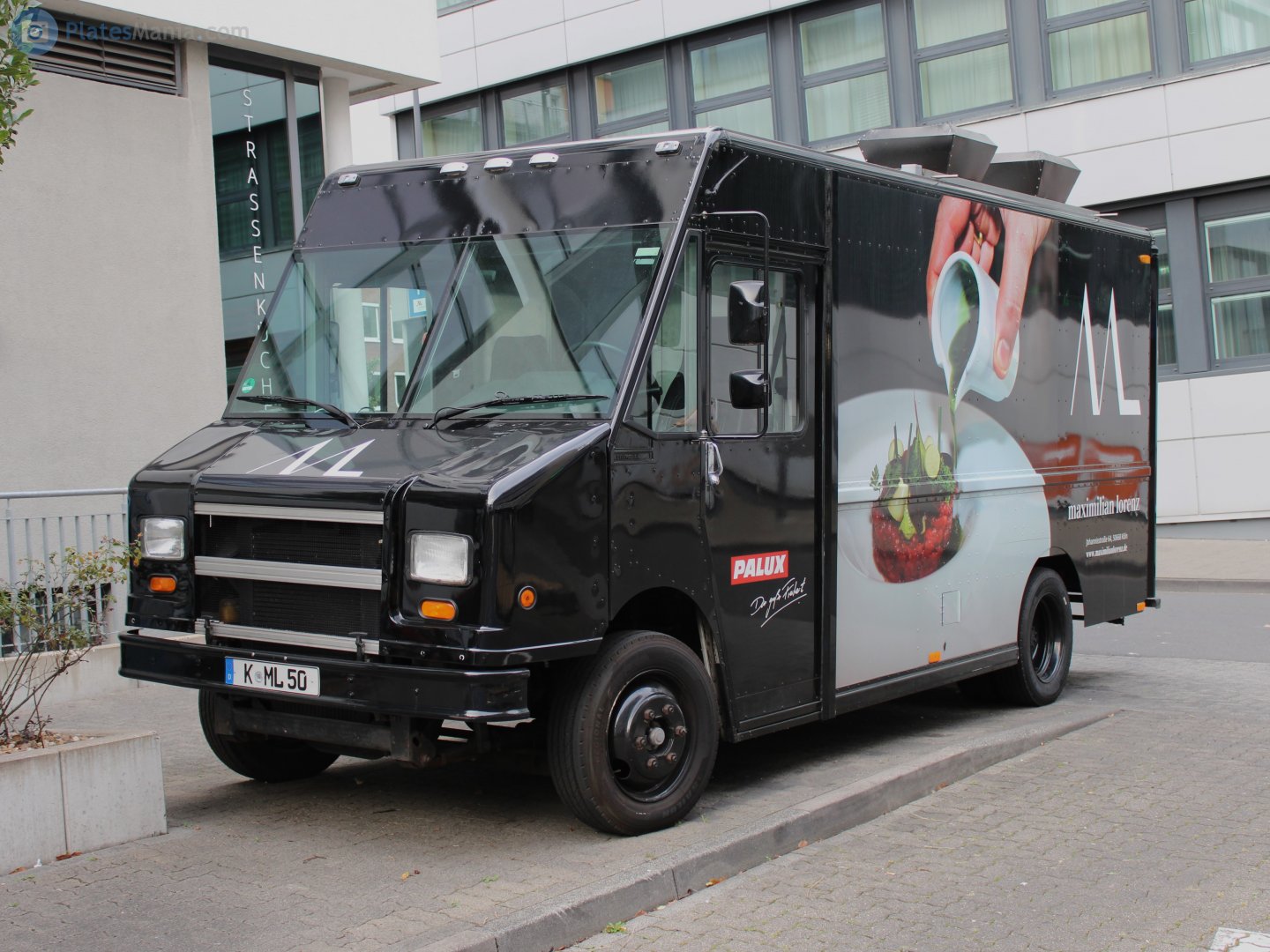 K ML 50, Freightliner M-Line 