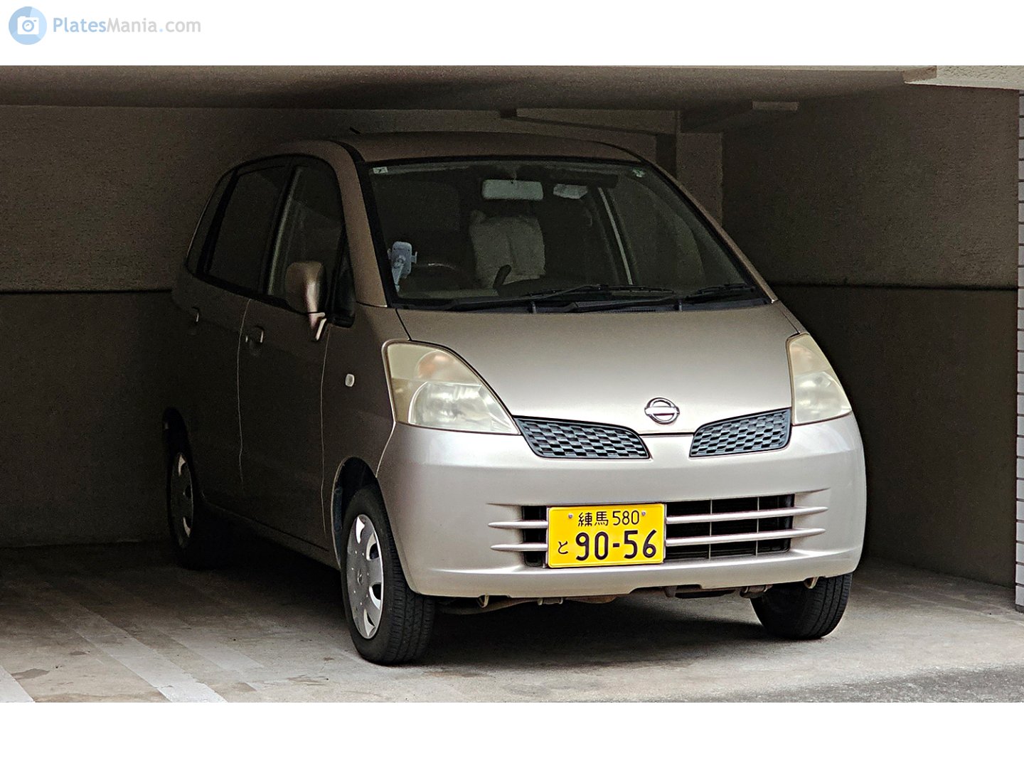 練馬 580 と 9056, Nissan Moco 1st gen (SA0), 2002–2006