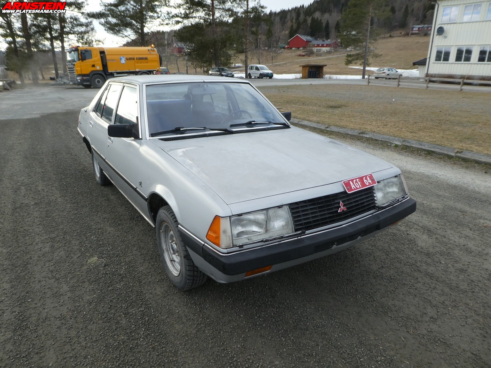AGF 64, Mitsubishi Galant 4th gen (Sigma) Sedan (A160), 1980–1987