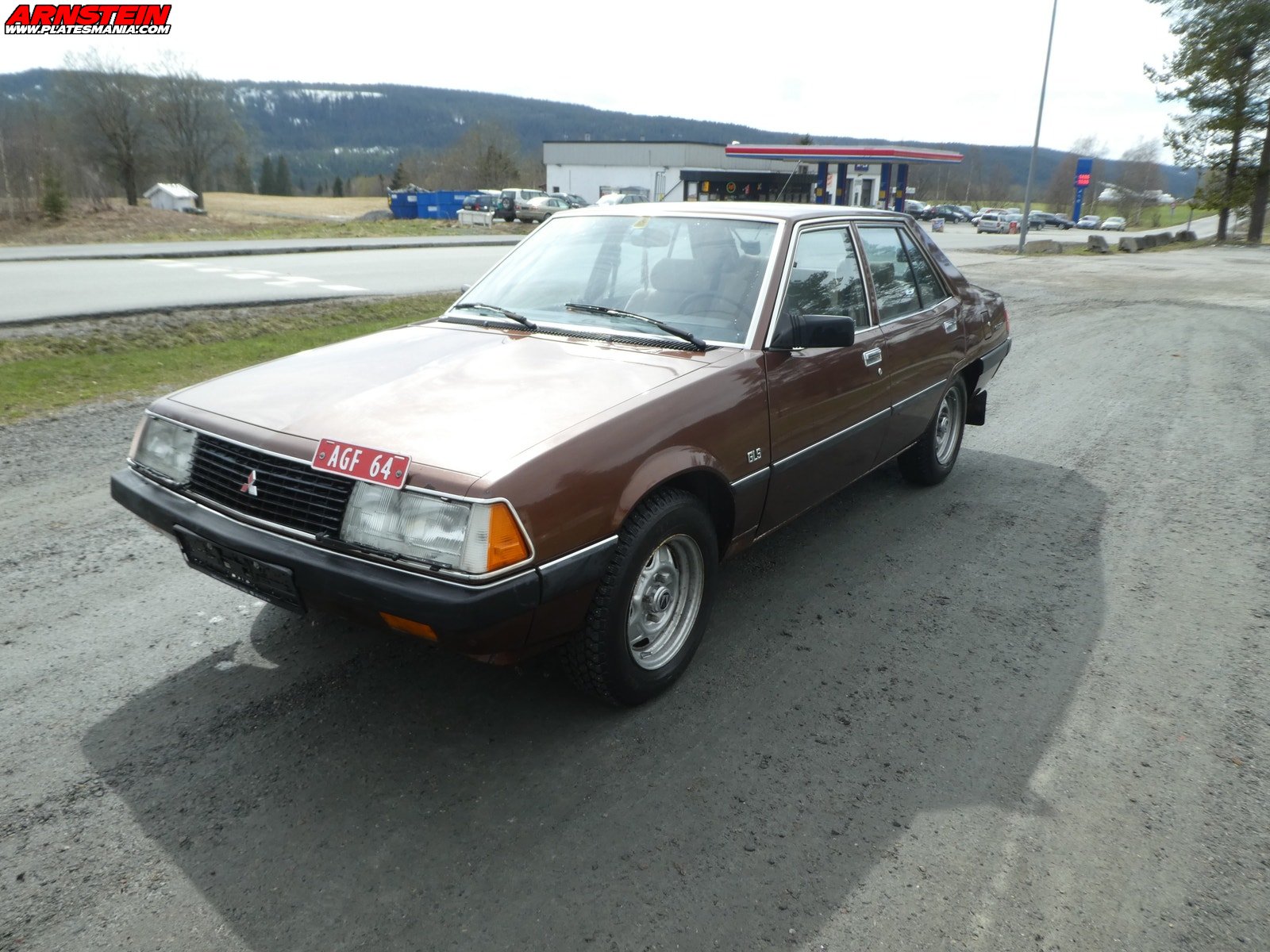 AGF 64, Mitsubishi Galant 4th gen (Sigma) Sedan (A160), 1980–1987