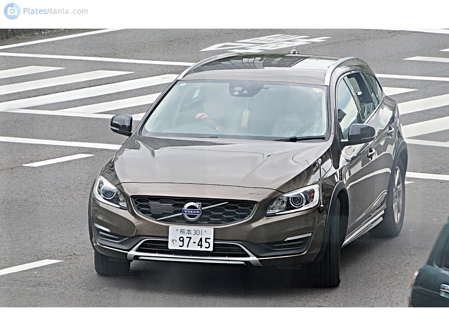 熊本 301 や 9745, Volvo V60 1st gen Cross Country (155/157), 2015–2018