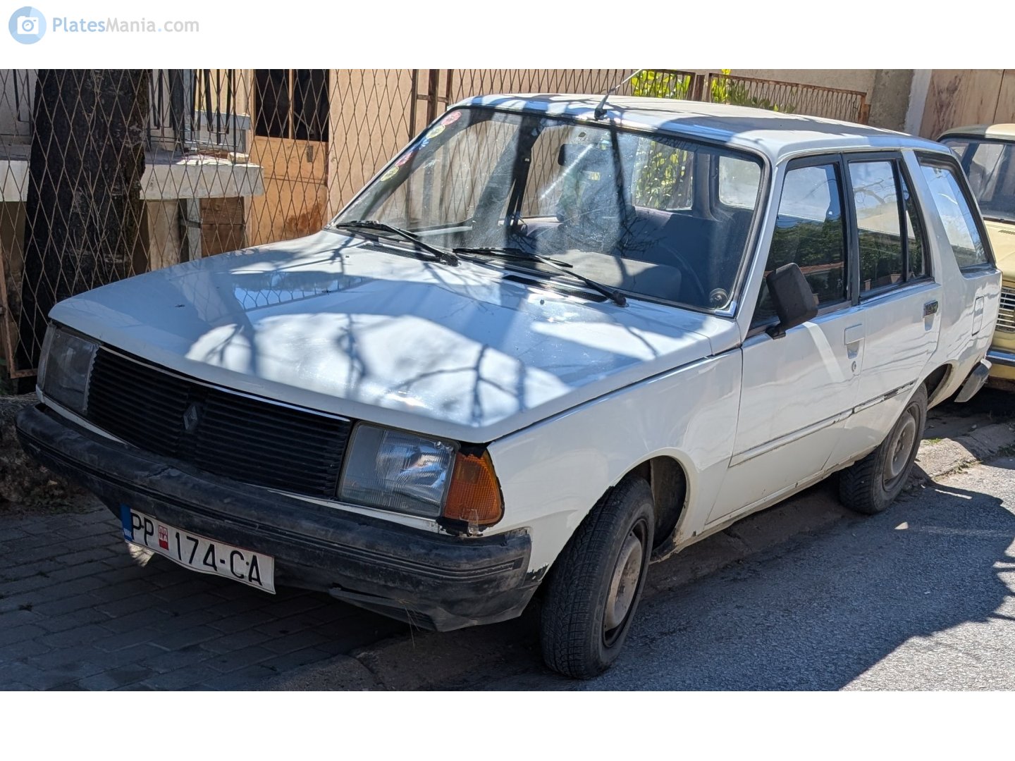 PP 174-CA, Renault 18 1st gen Break (135), 1979–1986